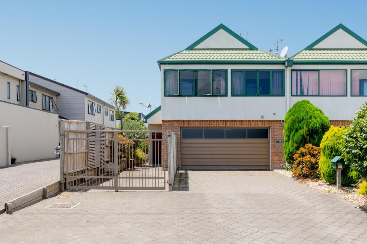 فيلا Mount Sunset - Mt Maunganui Townhouse ماوْنت مونغانيو المظهر الخارجي الصورة